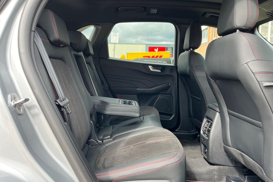 Ford KUGA Photo autoimg-0f6793cba7e7051580e503f3dfa54f489297ce74.jpg