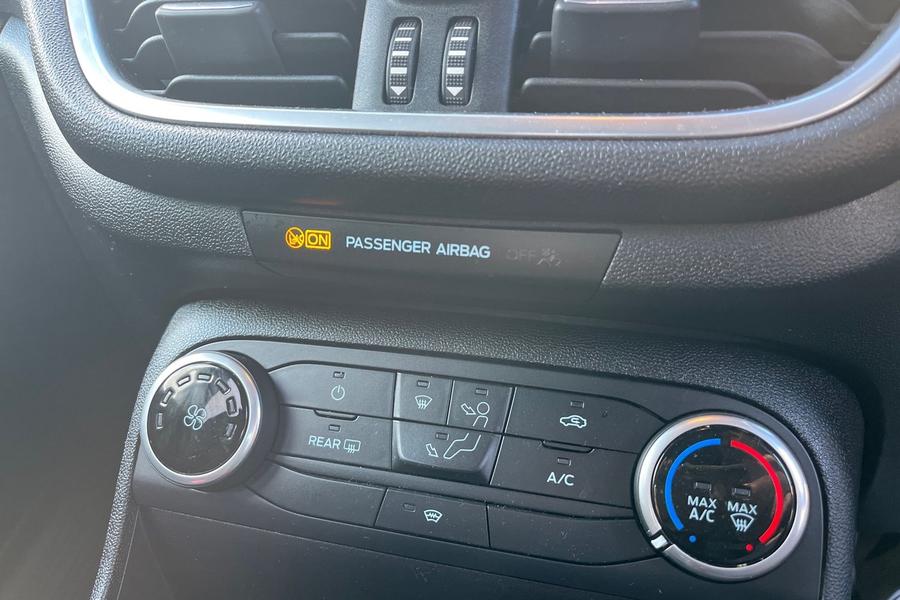 Ford FIESTA Photo autoimg-0f69183437653c348302efeefd1f3bb99c65c4c6.jpg