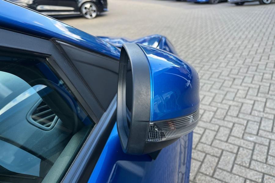 Ford PUMA Photo autoimg-0f7122ee45945763b849d419f52a498744f526d8.jpg