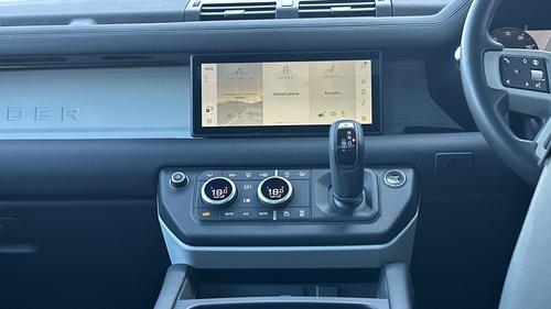 Land Rover Defender Photo autoimg-0f718cb9176540943020d2165de25fffb9c82f5f.jpg