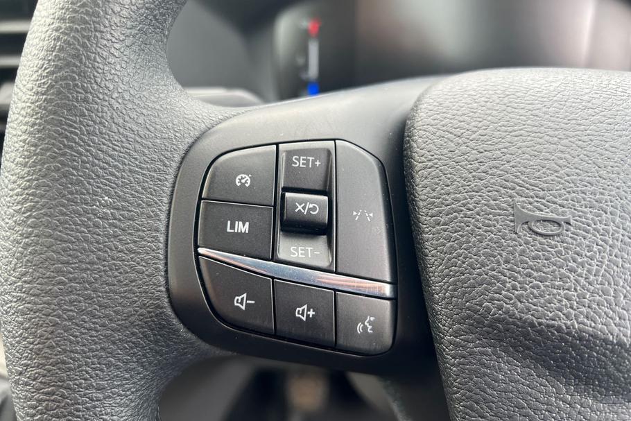 Used FORD TRANSIT WR75VPV 18