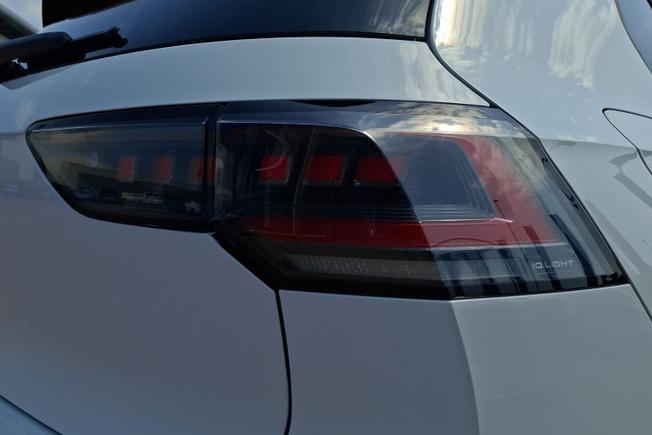 VOLKSWAGEN Golf Photo 27