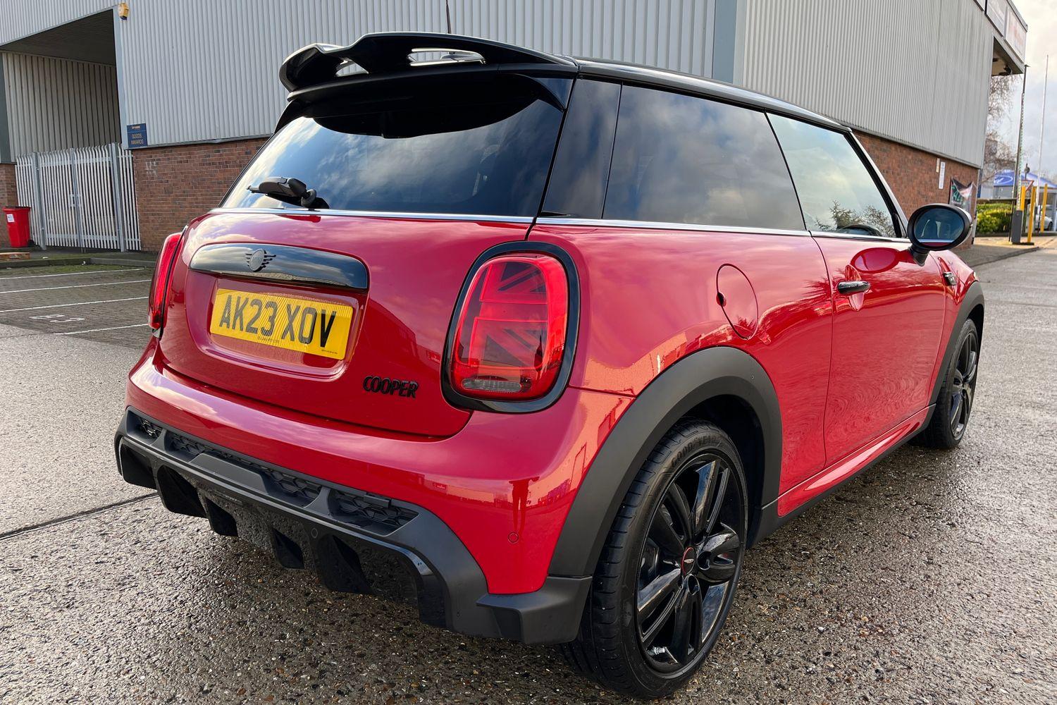 MINI Hatch Photo 37