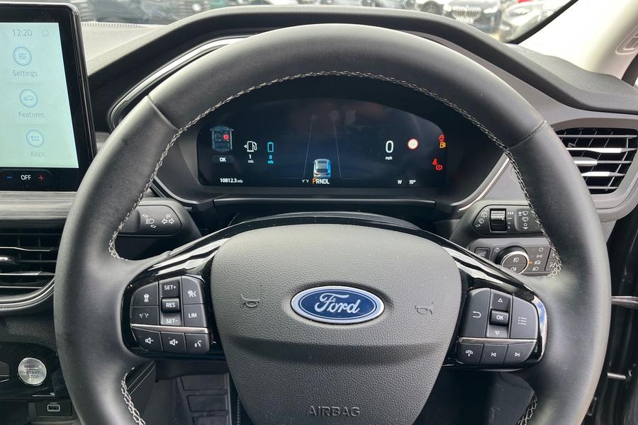 Ford KUGA Photo autoimg-0f776dfeb6b35cd30d5c1ca183c4e00e0f837431.jpg