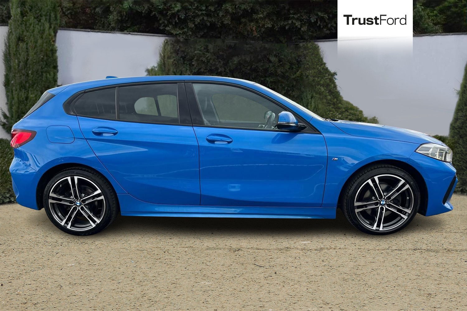 BMW 1 Series Photo 2