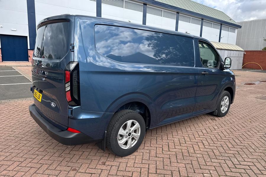Ford TRANSIT CUSTOM Photo autoimg-0f7be1defabb0de3fe72f28879cd8e7b3b411b87.jpg