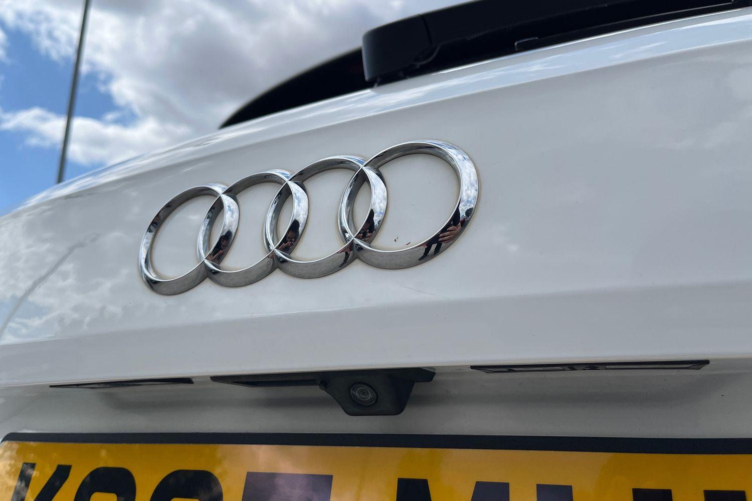 Audi Q2 Photo 38