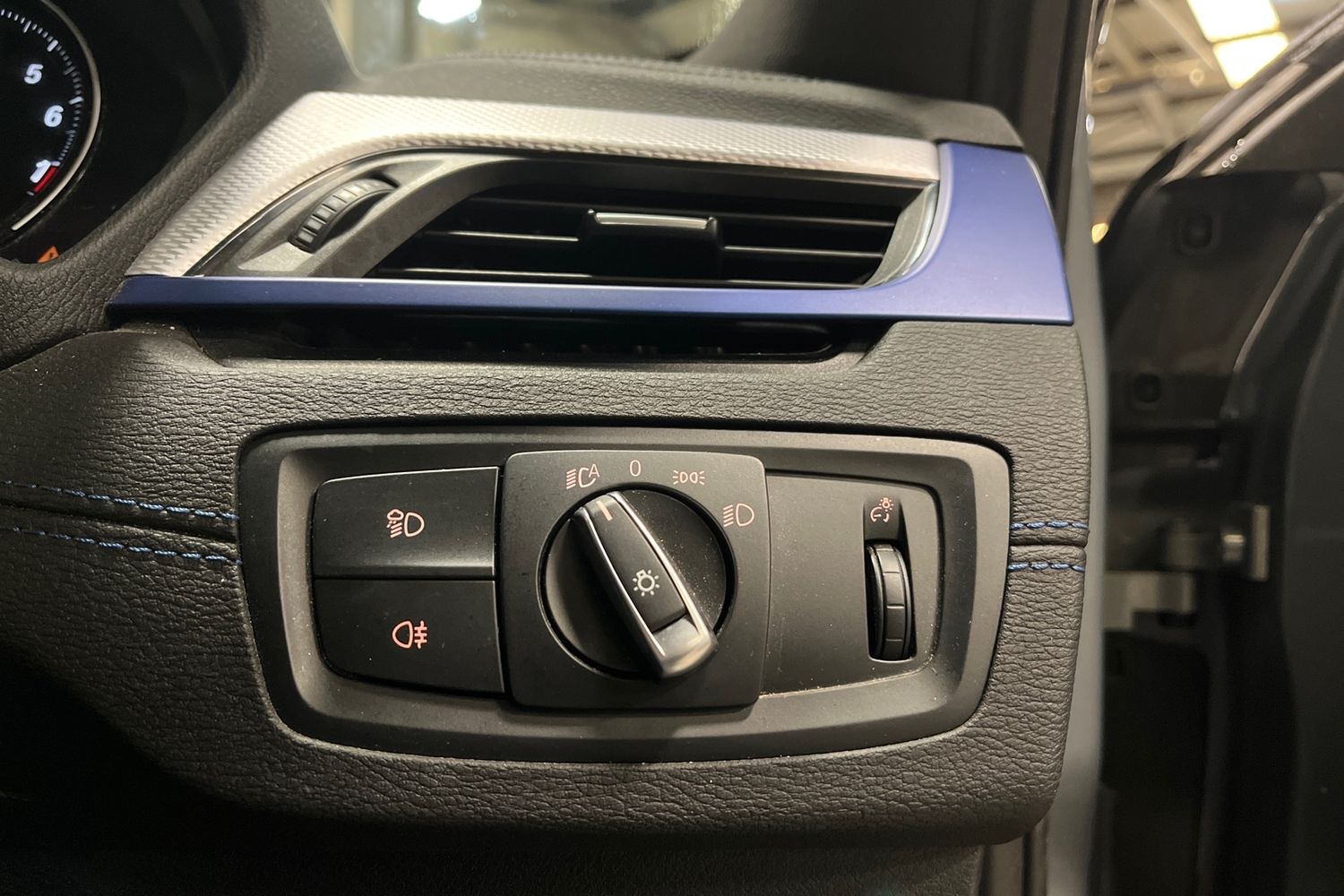 BMW X2 Photo 25