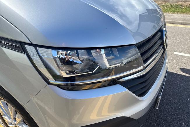 VOLKSWAGEN Transporter Photo 19
