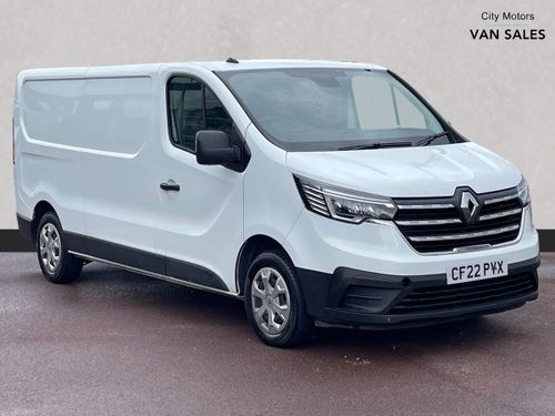 Used 2022 RENAULT TRAFIC  LWB  LL30 Blue dCi 130 Business+ WHITE at Carco Group