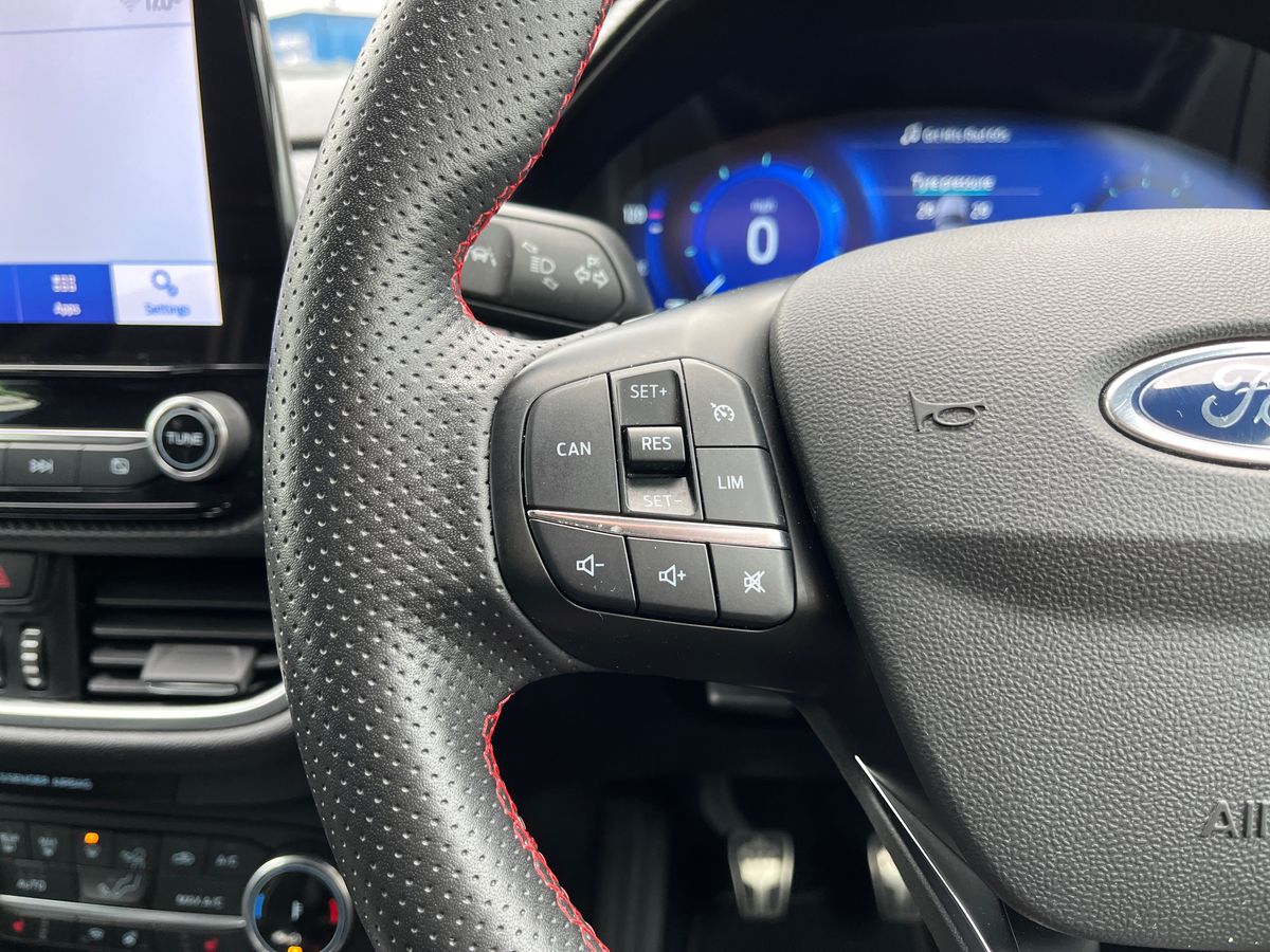 Ford Fiesta Photo 15