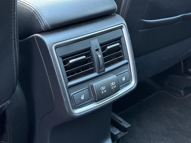 SUBARU Forester Photo 47