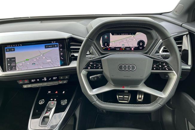 Audi Q4 E-Tron Photo 11