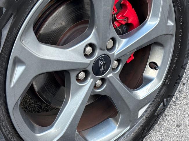 FORD Kuga Photo 24
