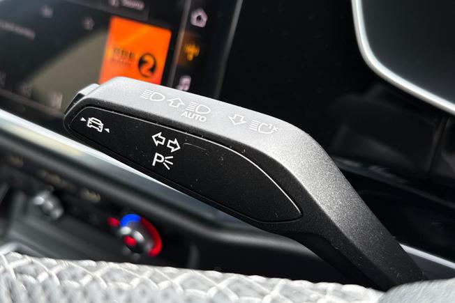 AUDI Q3 Photo 39