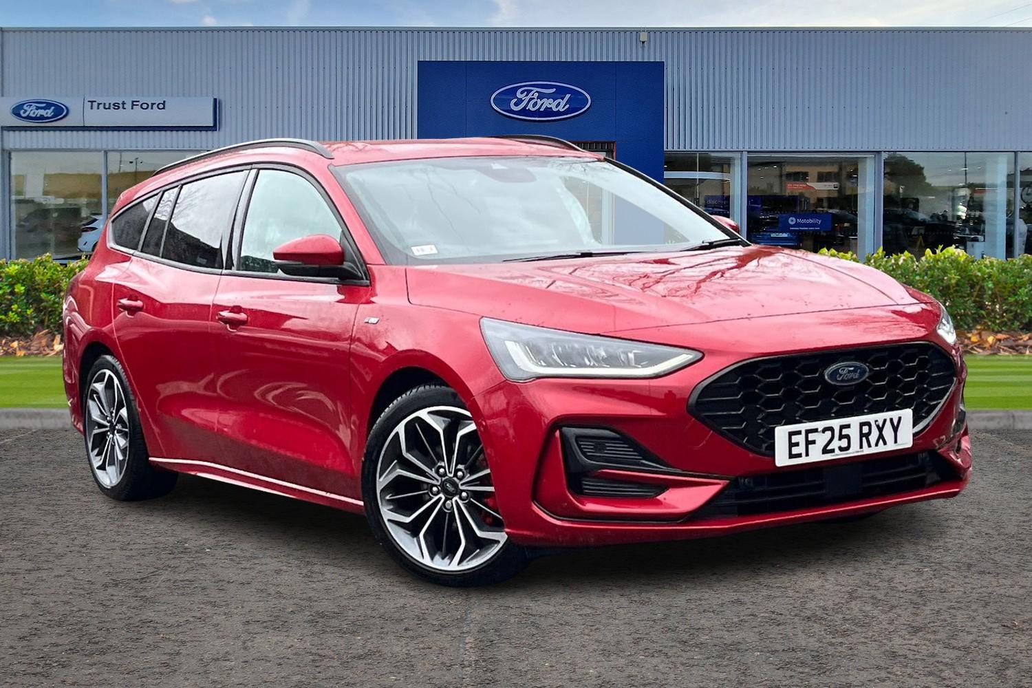 Ford Focus Photo 0