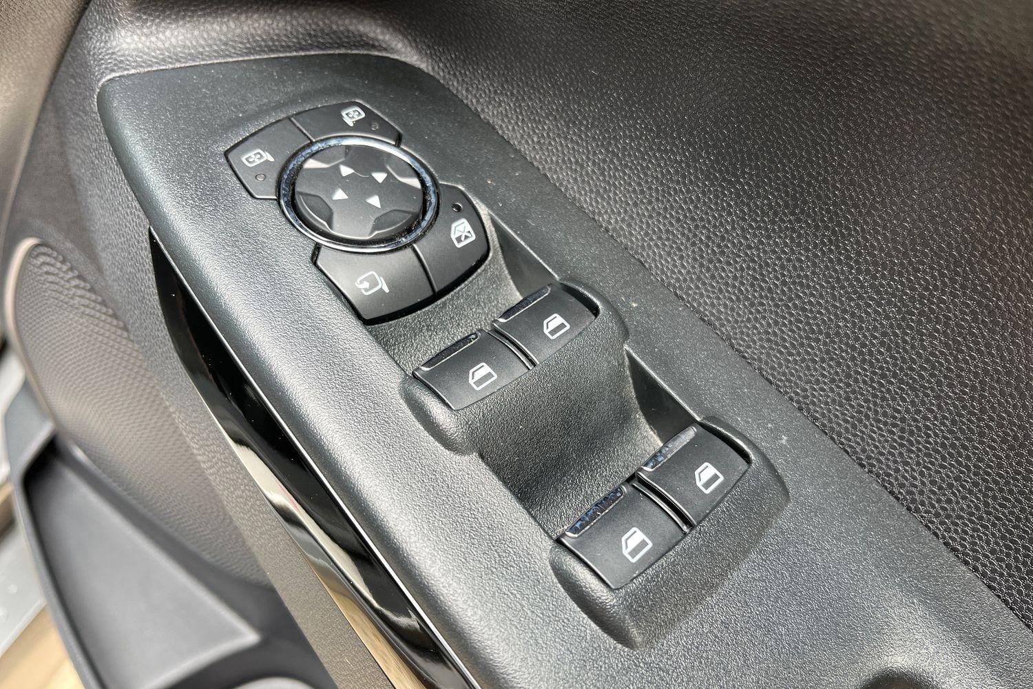 Ford EcoSport Photo 15