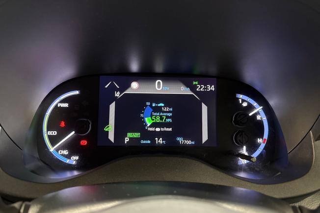TOYOTA Yaris Cross Photo 15