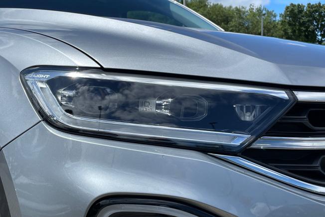 VOLKSWAGEN T-Roc Photo 19