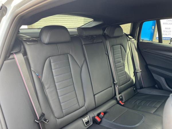 BMW X4 Photo autoimg-0f985c799700b7addd3100b640ebe60e2cdc3f77.jpg