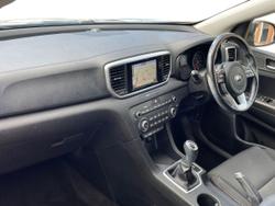 KIA Sportage Photo 2
