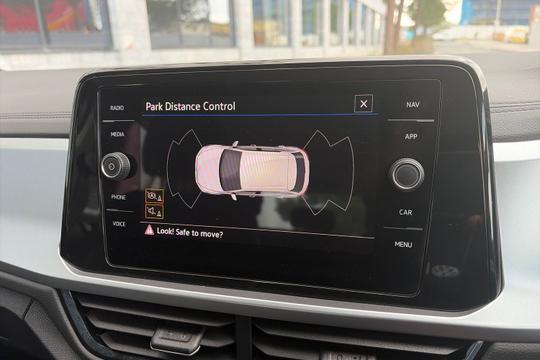 Volkswagen T-roc Photo autoimg-0f9e91cfbb347fbe182885229ca4d630302e5dc3.jpg