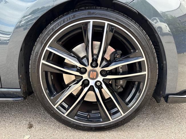 SEAT Leon Photo 5