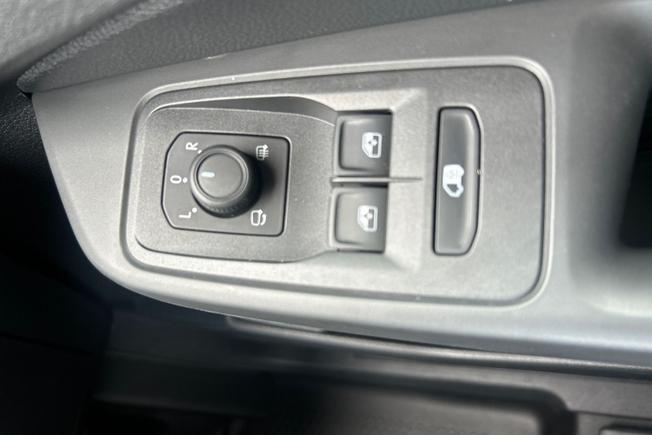 VOLKSWAGEN Caddy Maxi Photo 38