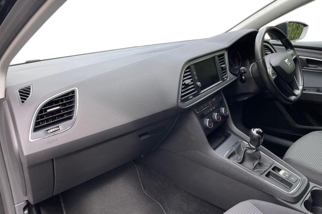 SEAT Leon Photo 2