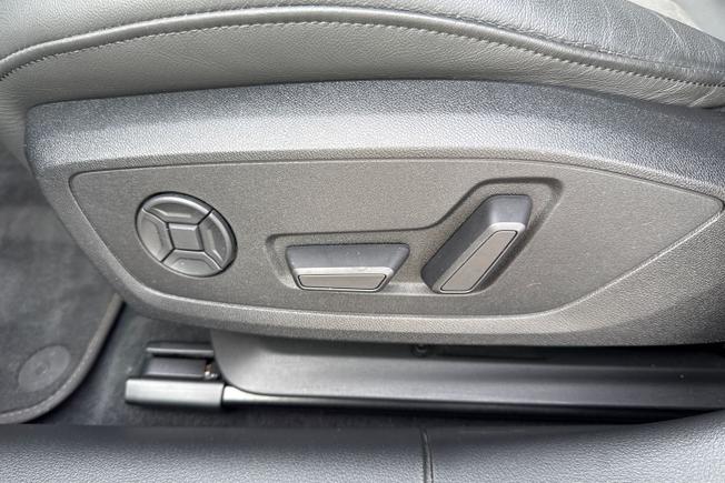 AUDI A6 Saloon Photo 37