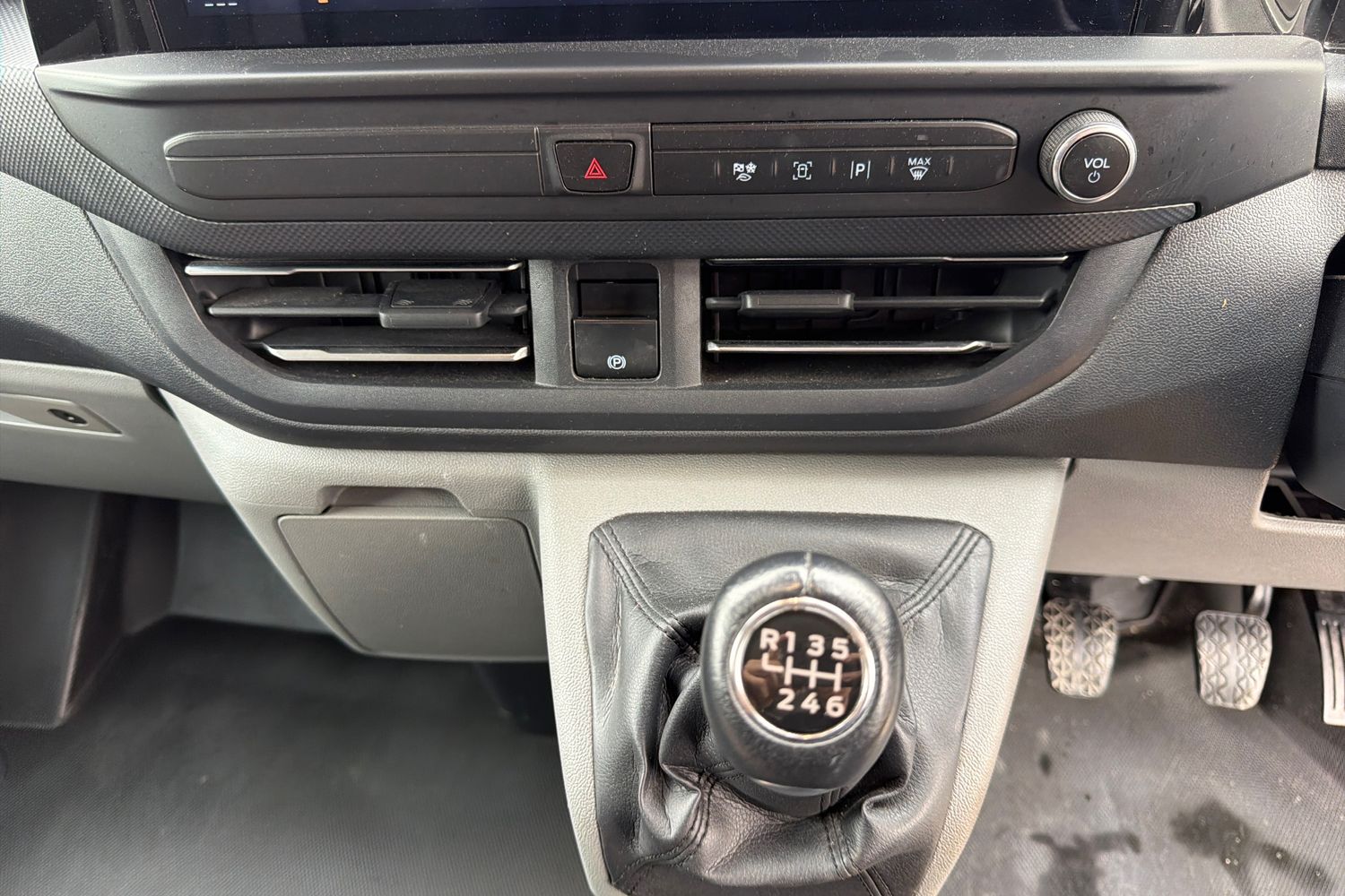 Ford TRANSIT CUSTOM Photo 34