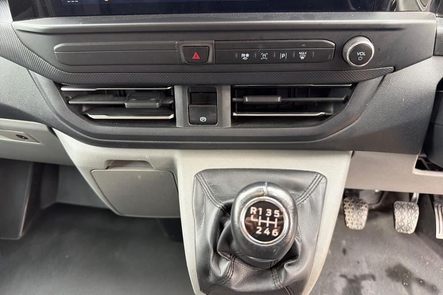 Ford TRANSIT CUSTOM Photo autoimg-0fab93d7ee7b462f4e7d1408692d73d54d67daca.jpg