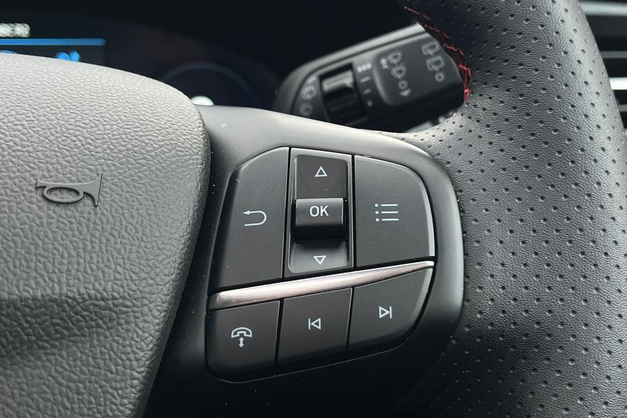 Used Ford Kuga EN25SVO 36