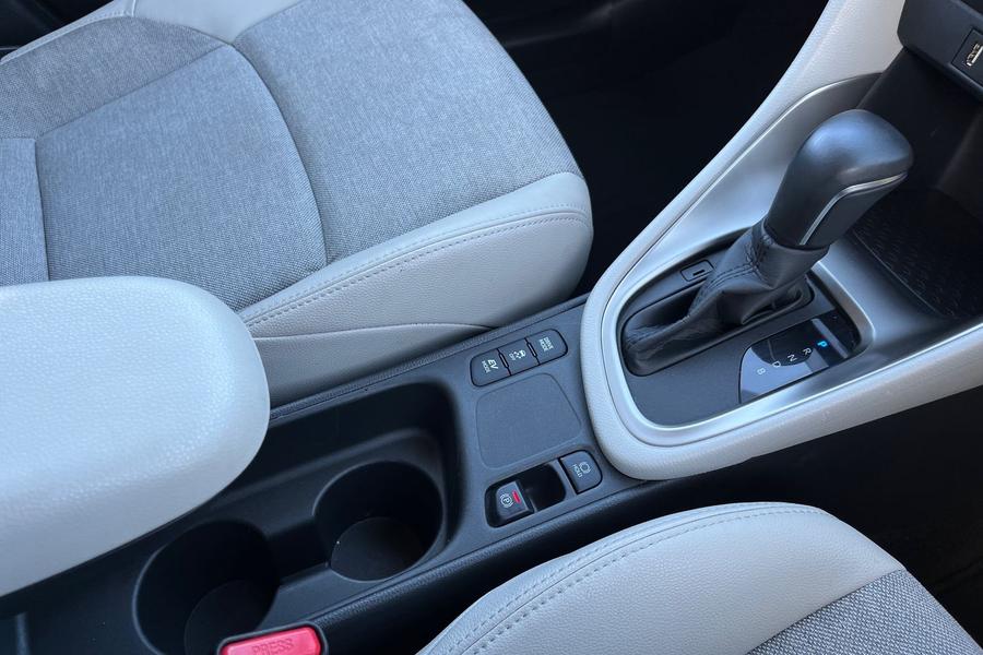 Toyota YARIS Photo autoimg-0fad7ce4a60ab3735f8fa2735d9ff7c454036341.jpg