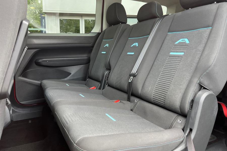Ford GRAND TOURNEO CONNECT Photo autoimg-0faf321b193d77788a8b3afe5df995f5c049f55d.jpg