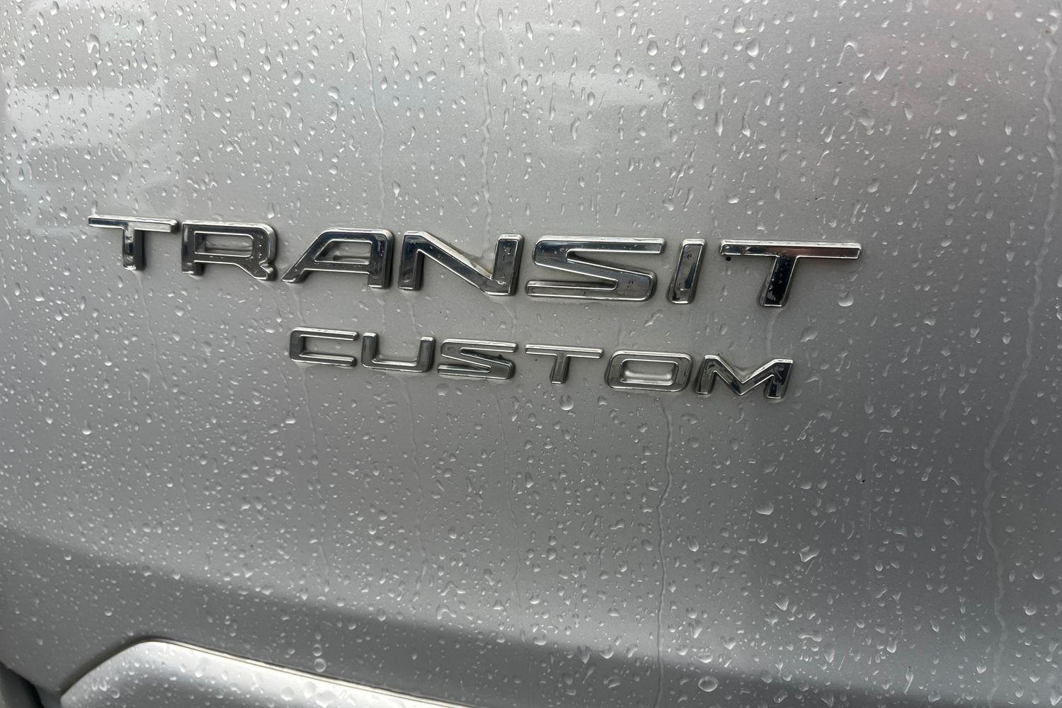 Ford TRANSIT CUSTOM Photo 19
