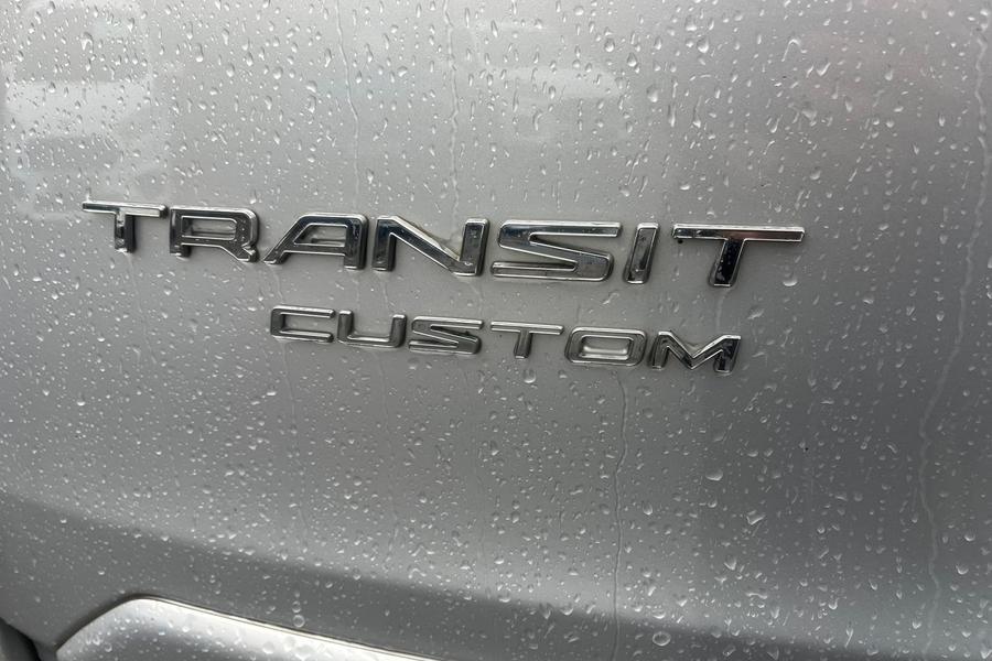 Ford TRANSIT CUSTOM Photo autoimg-0fb51fe4ffcbf9ce30a8b1c91c9748e99dd9c316.jpg