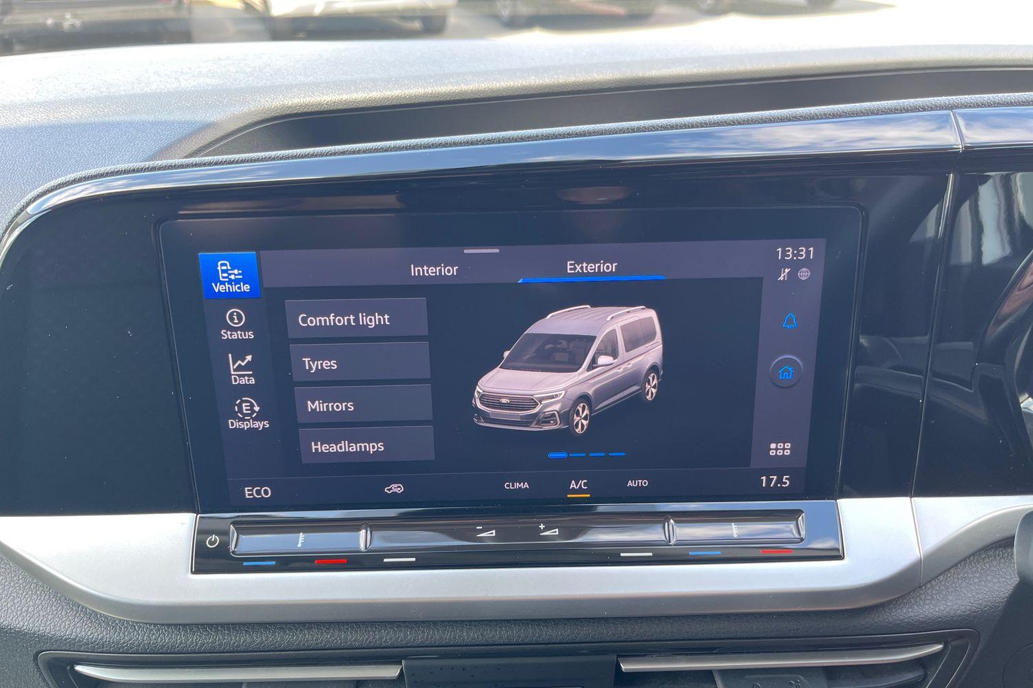 Ford TRANSIT CONNECT Photo 31