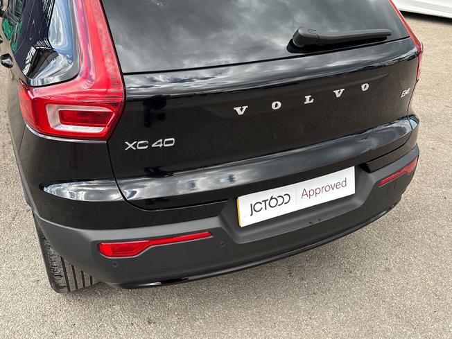 VOLVO Xc40 Photo 24
