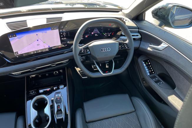 Audi A6 Saloon Photo 57
