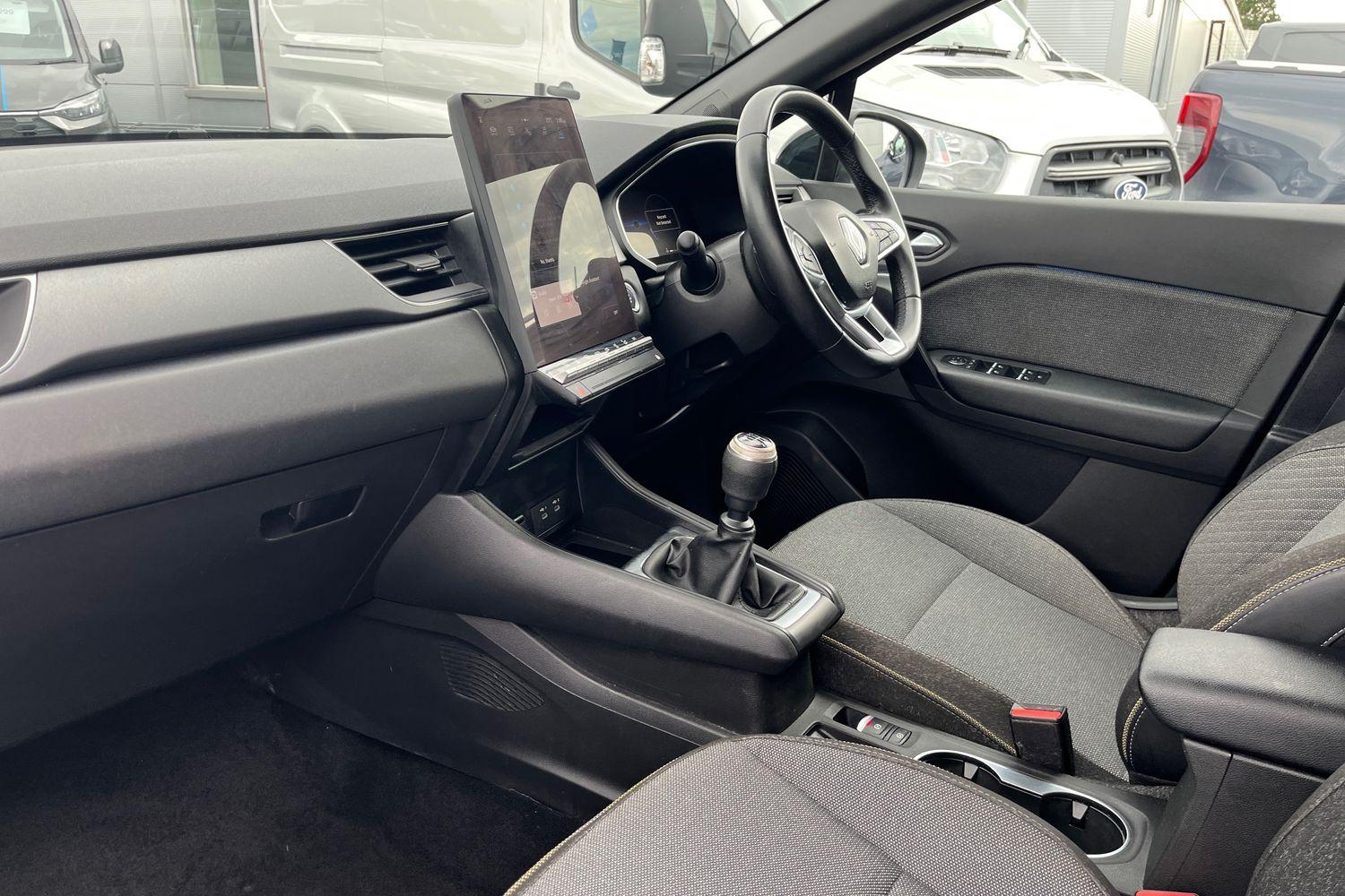 Renault CAPTUR Photo 17