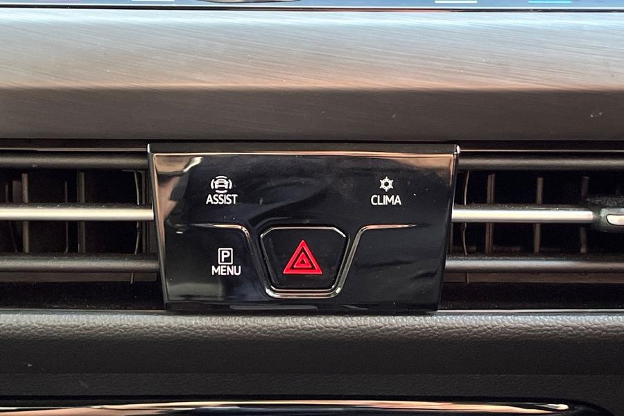 Volkswagen Golf Photo autoimg-0fcac2ace06999962096c531ba3a7ad657a1889a.jpg