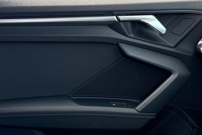 AUDI A3 Photo 35