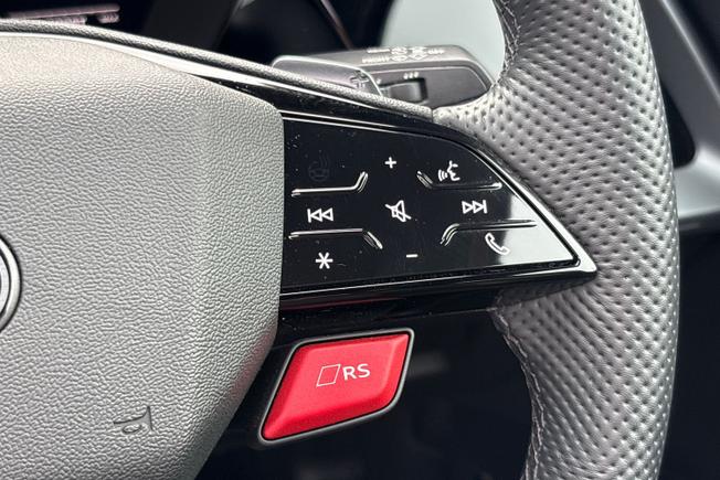 Audi RS3 Photo 17
