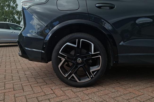 VOLKSWAGEN Tiguan Photo 5