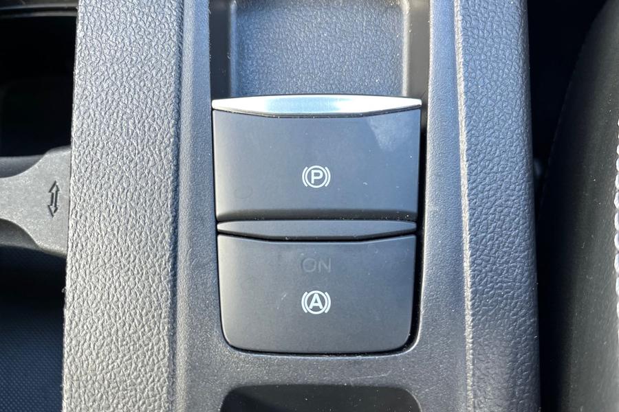 Ford Focus Photo autoimg-0fcd3cc81798d00b34ae1510b890911e90dfab30.jpg