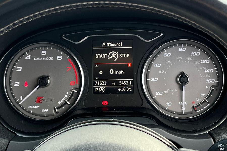 Audi A3 Photo autoimg-0fcf1c34d3ecaa1dfce141a503bb795d6f9fd22a.jpg