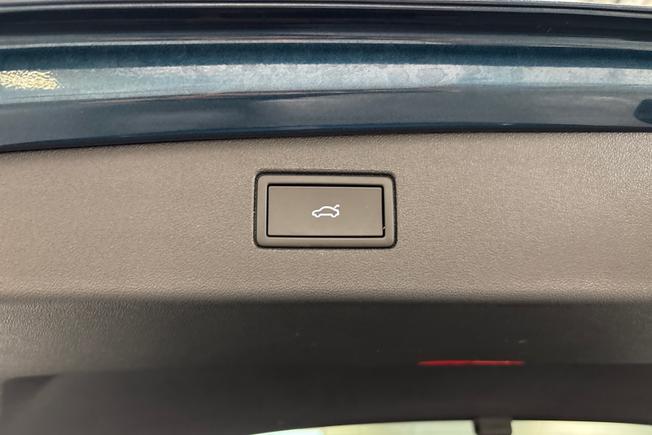 VOLKSWAGEN Tiguan Photo 30