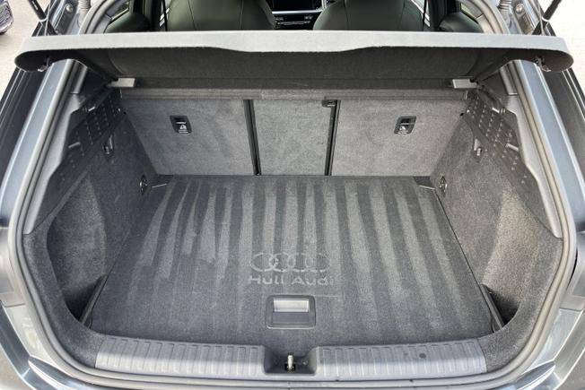 AUDI A3 Photo 12