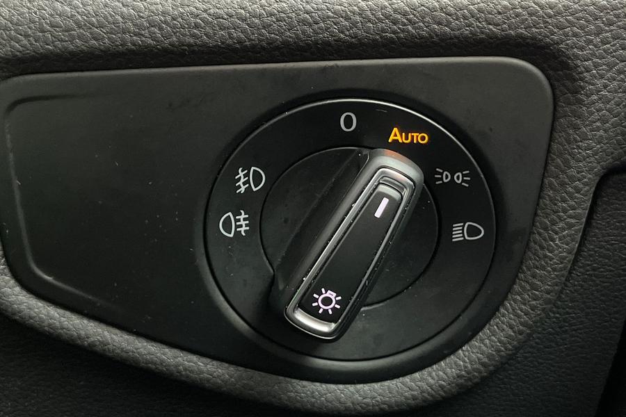 Volkswagen TOURAN Photo autoimg-0fdcd0ac5f986ba44c884b2475edec36c204d1e9.jpg